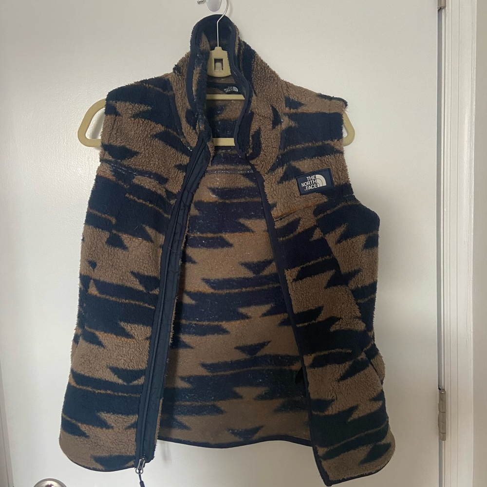 The North Fave Fleece Vest
